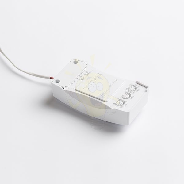 SENSOR a mennyezetbe helyezhető fehér   max. 1200W 360°
