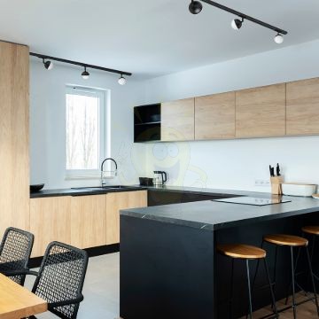LYRA egy áramkörös sínre fekete tej akril 230V LED 5W  3000K